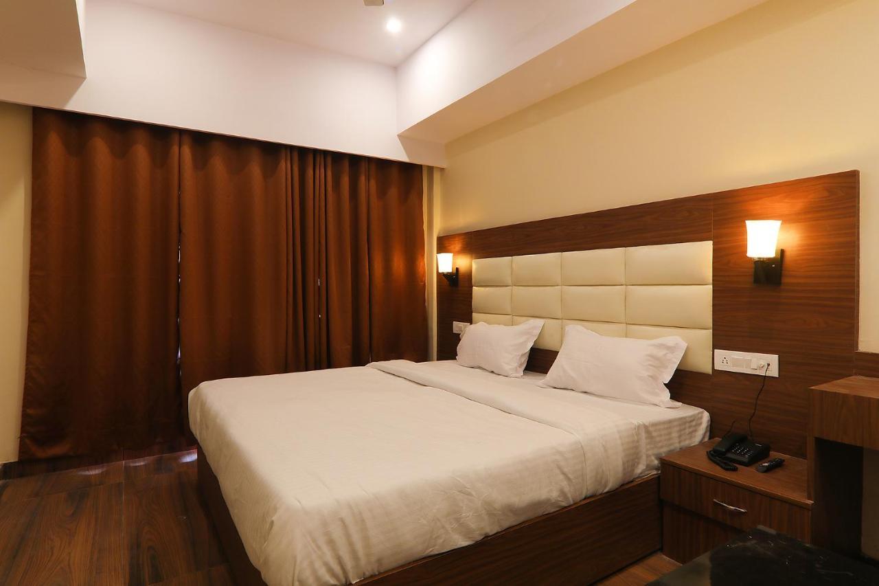 FabHotel Skyline Lucknow Eksteriør bilde